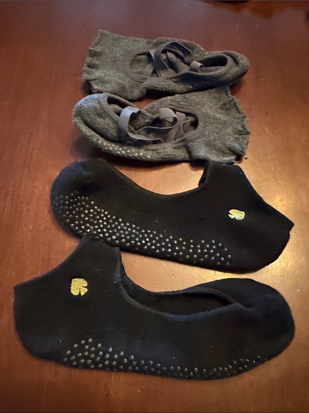 Two pair Non-Slip Barre Socks - Black and Gray Kate spade and Toe Sox